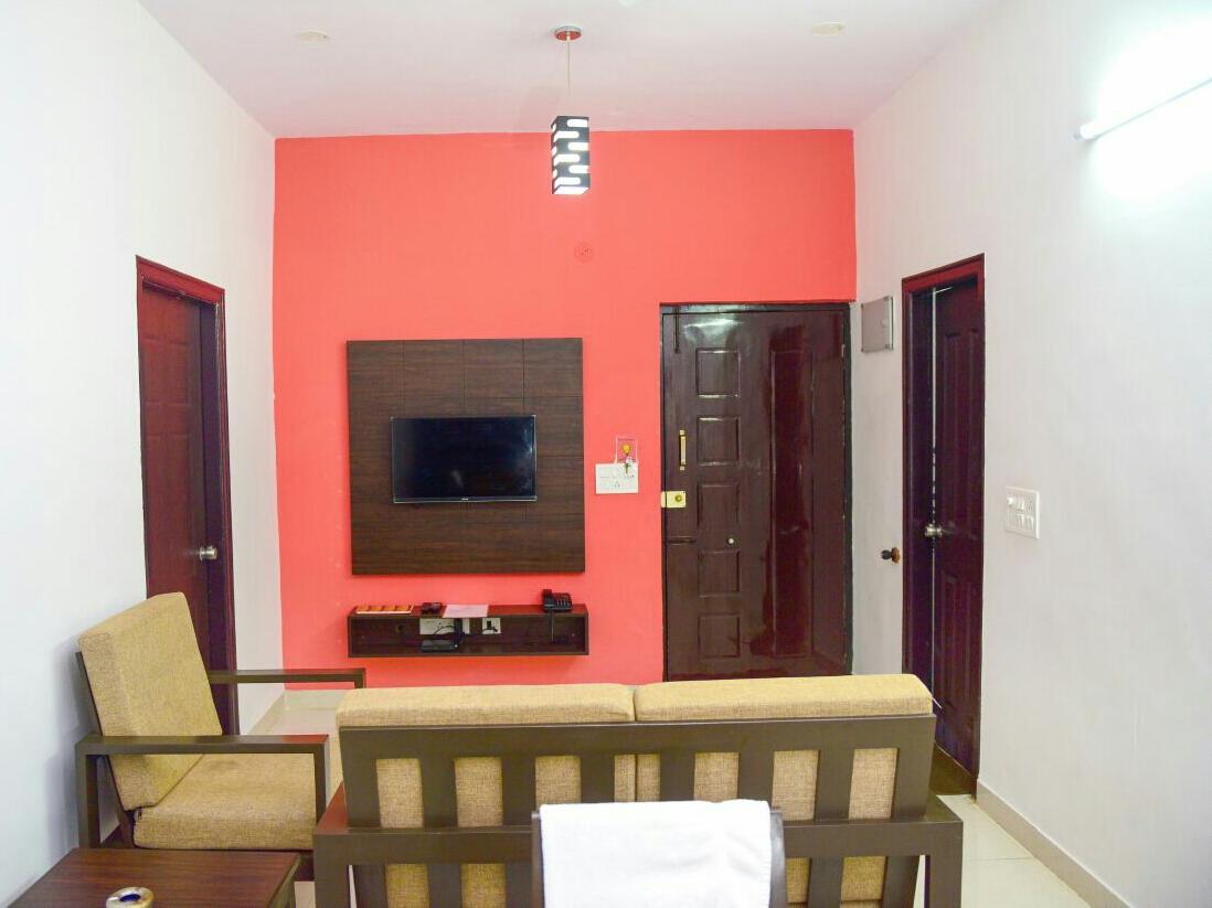 Varsha Enclave- Trinity House Aparthotel Mysore Exterior foto