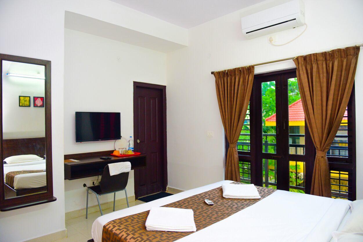 Varsha Enclave- Trinity House Aparthotel Mysore Exterior foto
